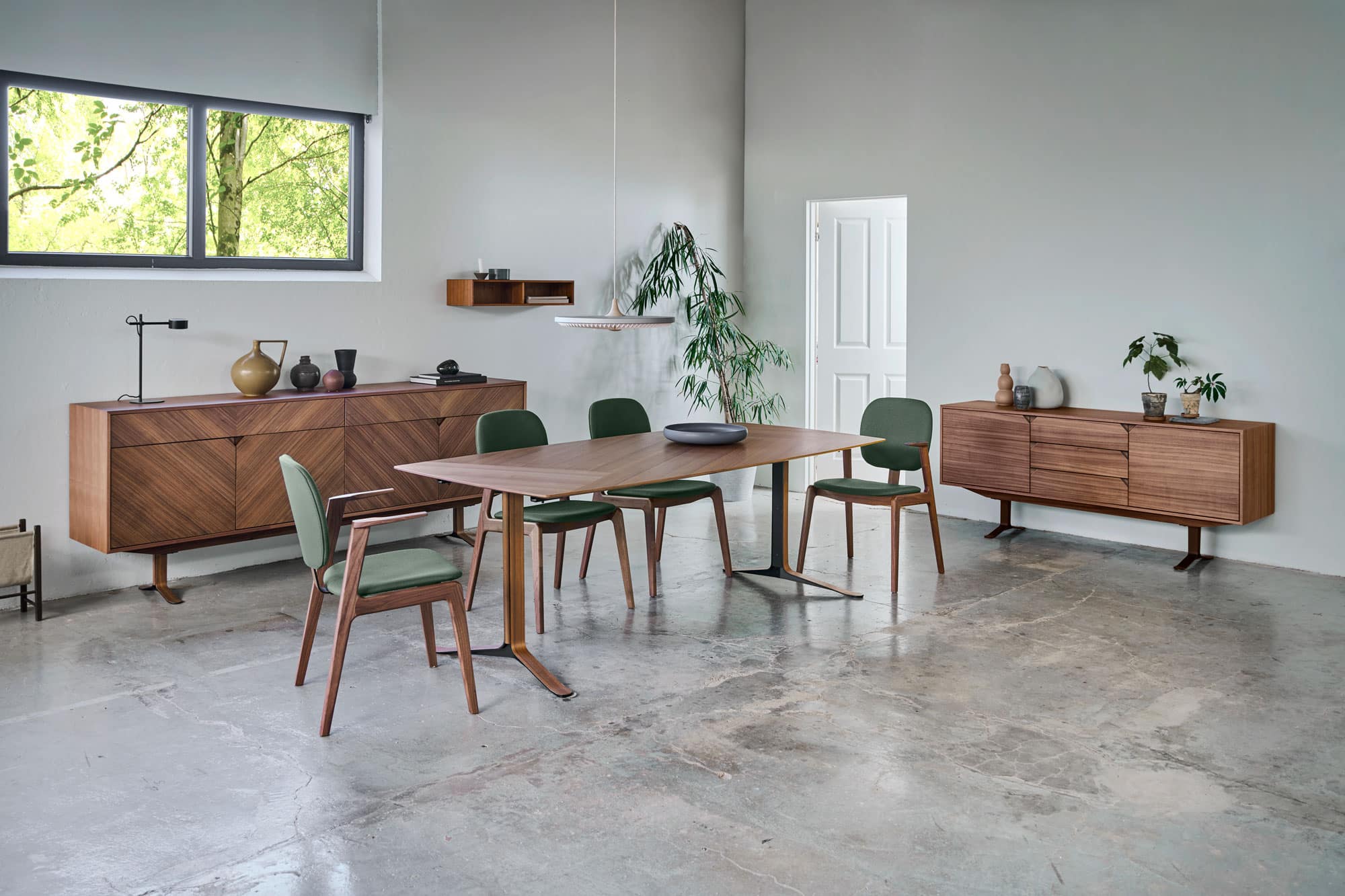 FUSION 220CM BOAT SHAPED TABLE - Image 3