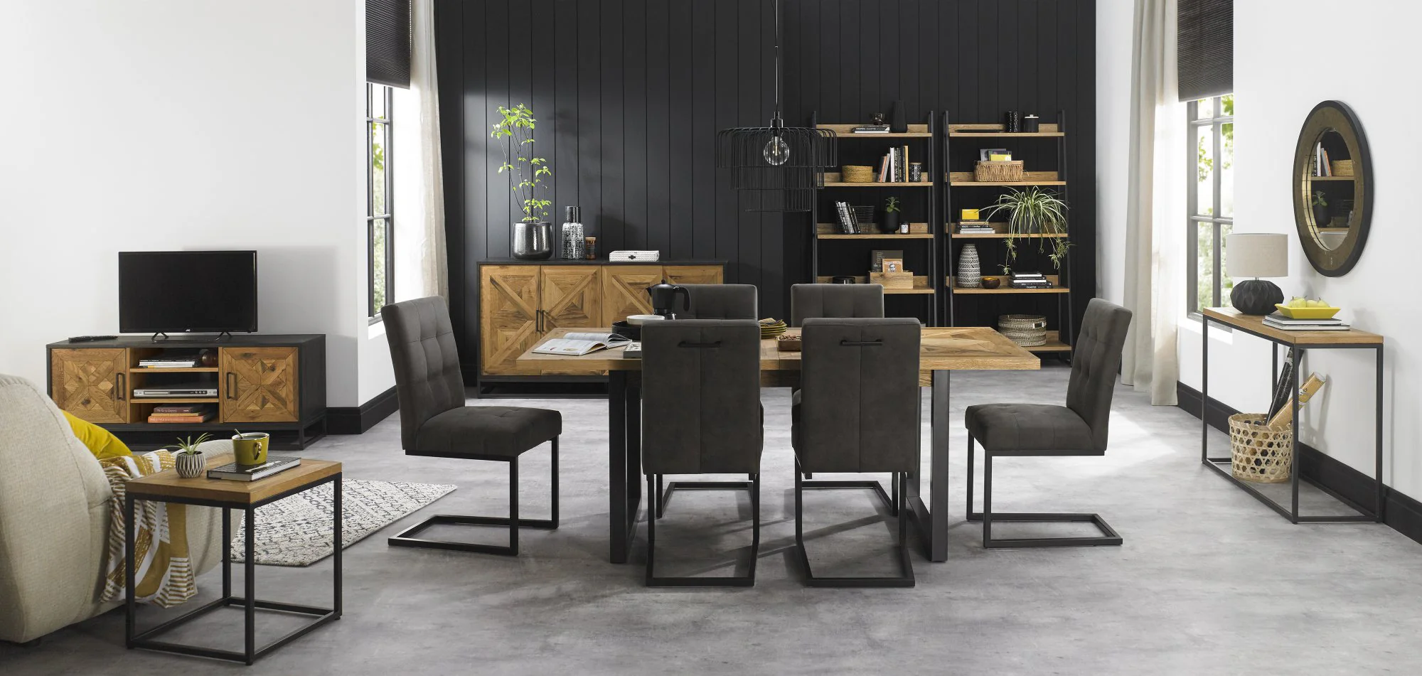 NEWTON 6-8 EXTENSION DINING TABLE - Image 3