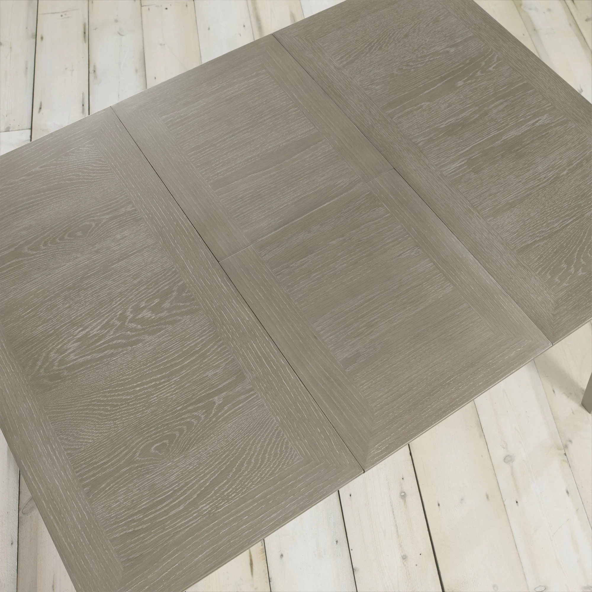 RIGA 2-4 EXTENSION DINING TABLE - Image 4