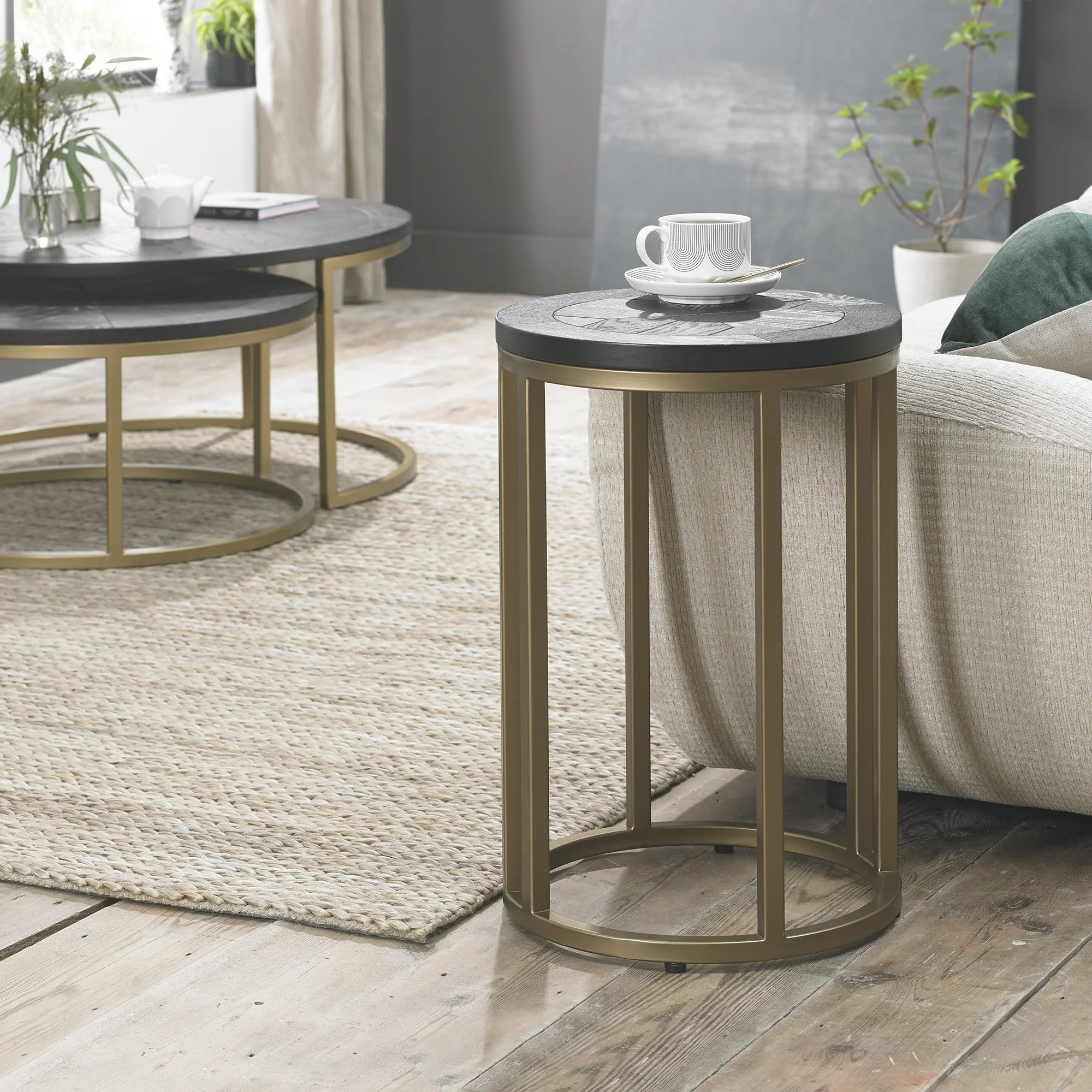 WARNER SIDE TABLE - Image 2